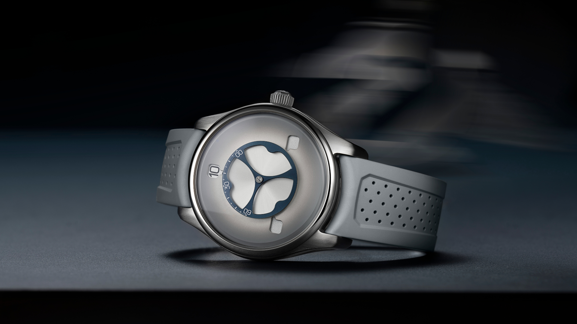 H. Moser & Cie. Makes the Hours Dance with the Pioneer Flying Hours