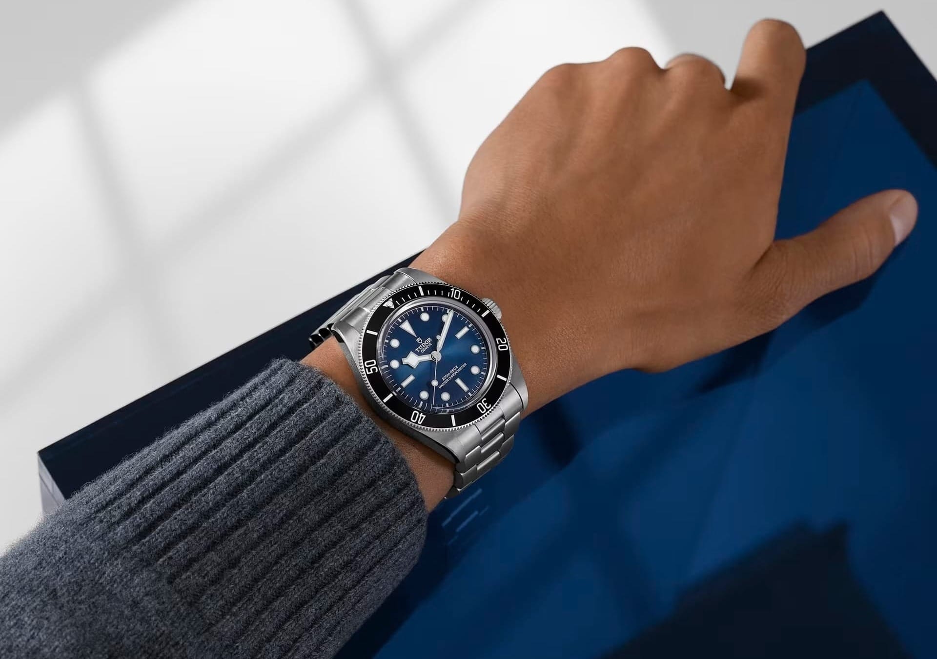 Tudor Black Bay 68