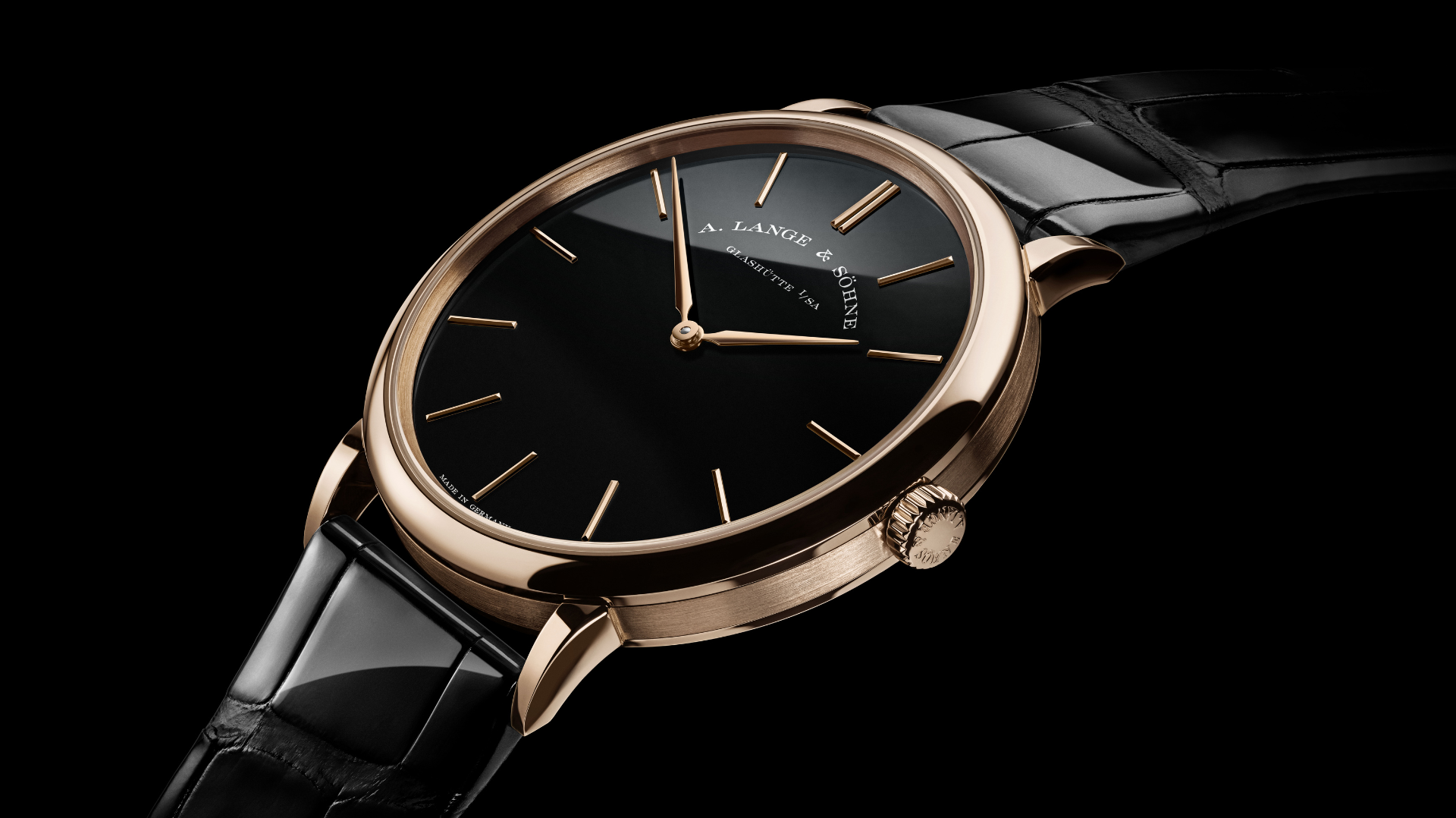 A. Lange & Söhne Saxonia Thin in 750 HONEYGOLD®. Credit: A. Lange & Söhne