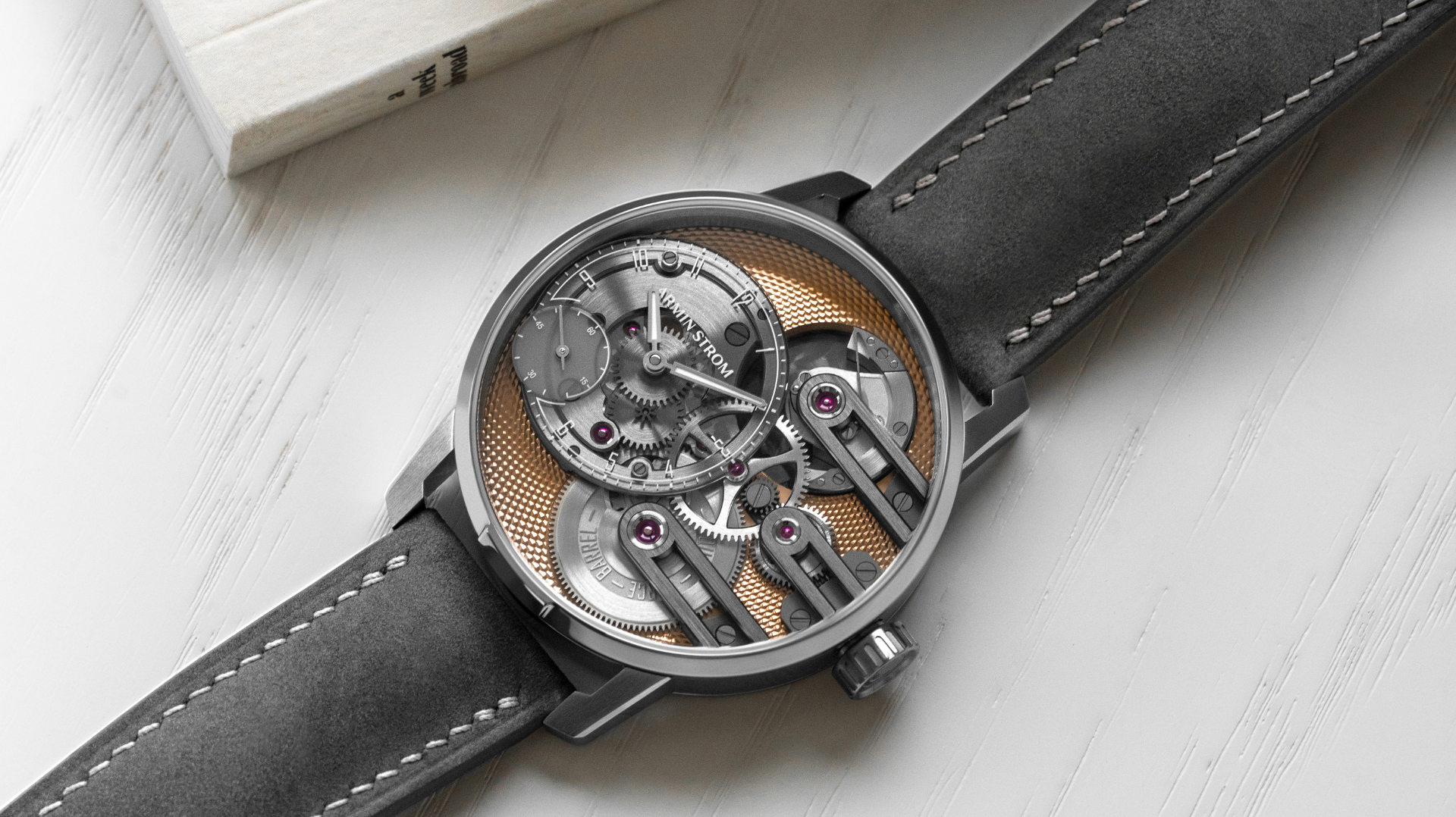 Armin Strom Gravity Equal Force Ultimate Sapphire Salmon